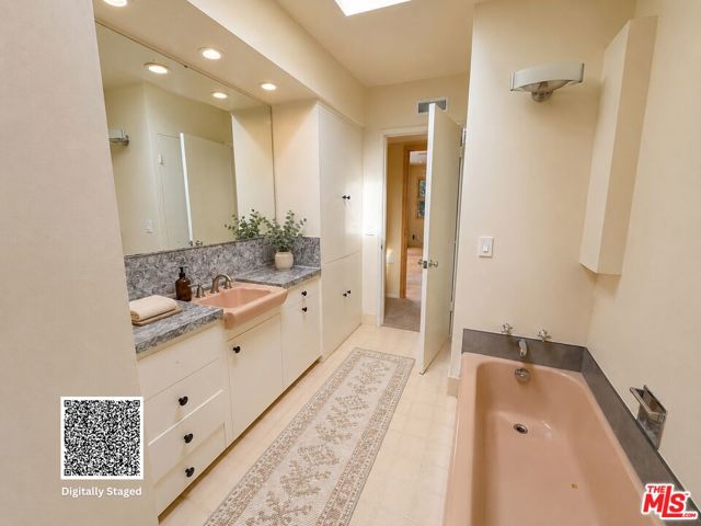 13523 Hartland Street photo 19
