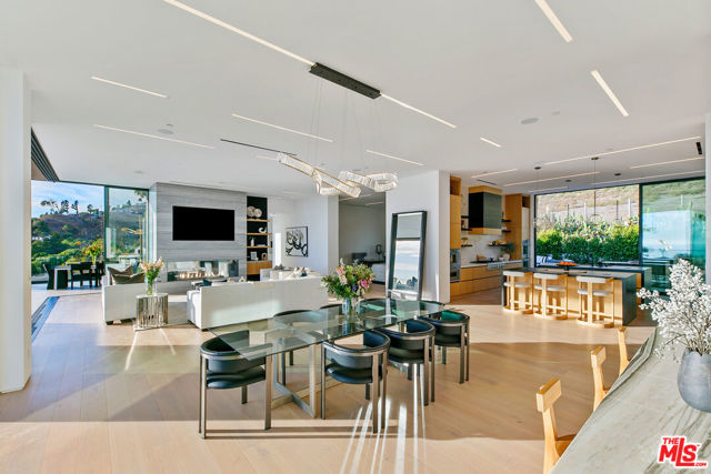 Drew Fenton | 29623 Cuthbert Road Malibu CA | MLS: 7185754
