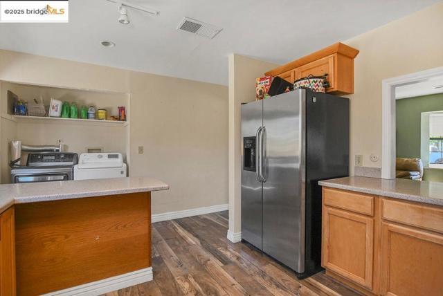 5071 Bonwell Drive, Concord CA: https://media.crmls.org/mediaz/289ebce9-ec0a-45c5-8c6b-d630891fa319.jpg