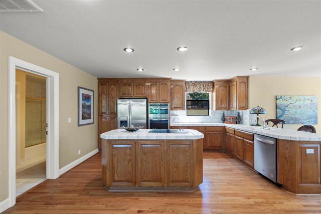 Image 121 of 132 For 2544 Butch Drive