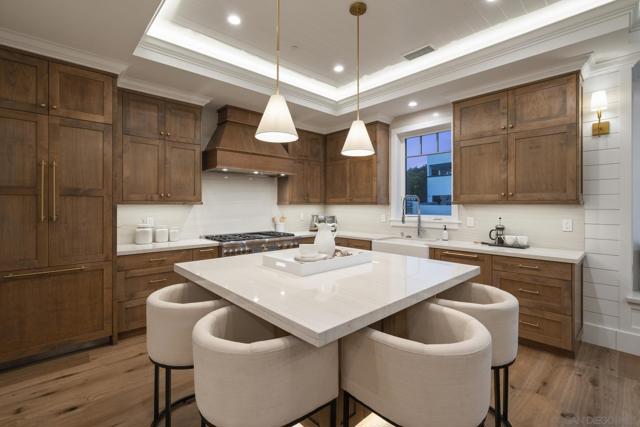 464 466 Westbourne, San Diego CA: https://media.crmls.org/mediaz/289f0344-ede2-49d1-a573-f1bca26e11fa.jpg