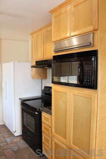5854 Mott St - photo 12