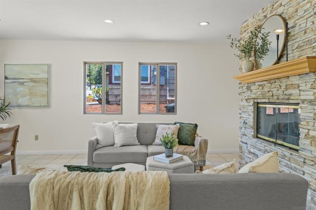 1333 Clove St, El Cajon CA: https://media.crmls.org/mediaz/28a0788b-b44b-4ed1-9abf-5ee1d2177ade.jpg