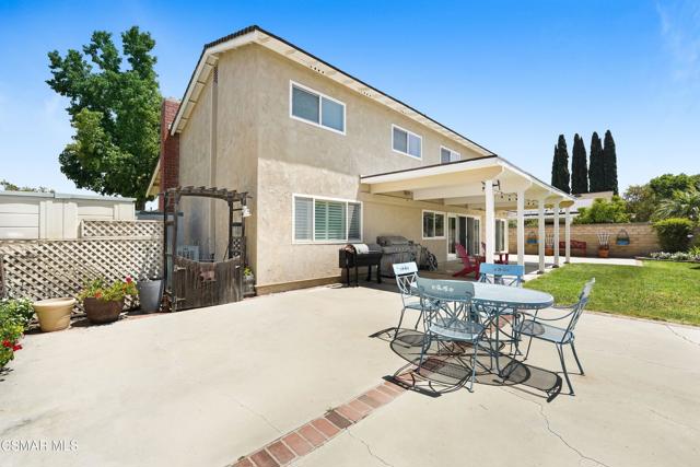 2266 Lansdale Court, Simi Valley CA: https://media.crmls.org/mediaz/28a0c5b6-3c03-4723-9a1c-3b5443394a4e.jpg