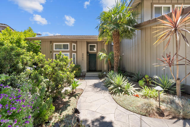 8984 Santa Margarita Road, Ventura CA: https://media.crmls.org/mediaz/28a0fbfd-82b5-4d87-9a27-59a985d71693.jpg