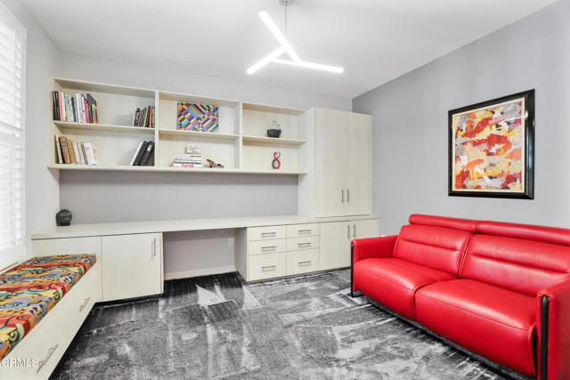1524 Seabridge Lane, Oxnard CA: https://media.crmls.org/mediaz/28a217aa-a0c9-4893-a174-8738bcd91c9b.jpg
