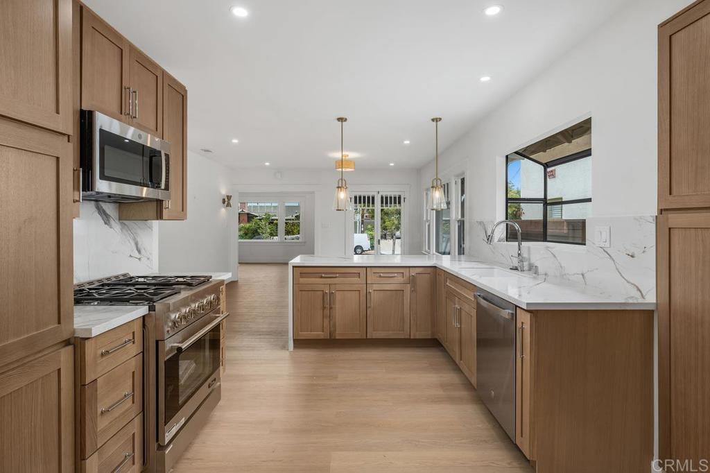 912 Bush Street - photo 16