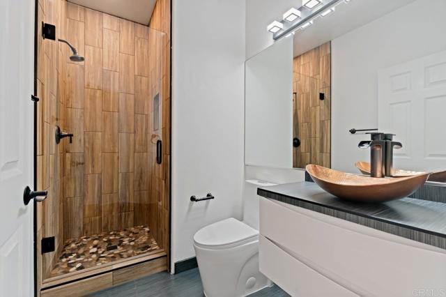 Detail Gallery Image 42 of 75 For 2327 Falkirk Row, La Jolla,  CA 92037 - 3 Beds | 3/1 Baths
