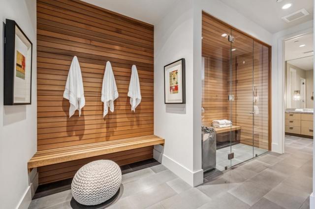 1 Tallwood Court, Atherton CA: https://media.crmls.org/mediaz/28a2d91e-1dd0-40de-9d56-eba26717380e.jpg