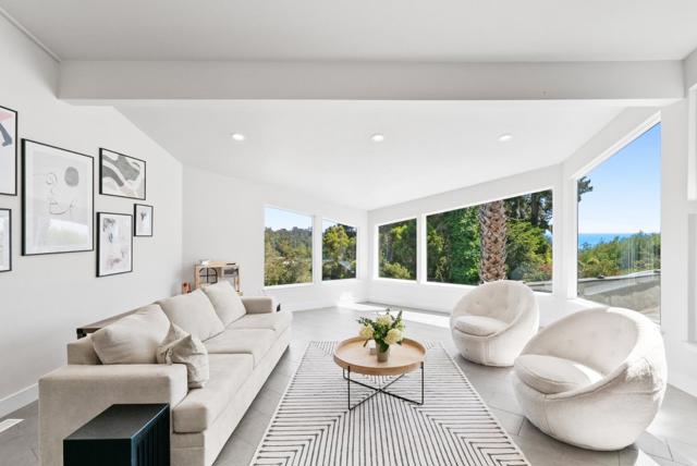 532 Moonrise Lane, Aptos CA: https://media.crmls.org/mediaz/28a31abb-3130-477e-8440-1482eb38a817.jpg