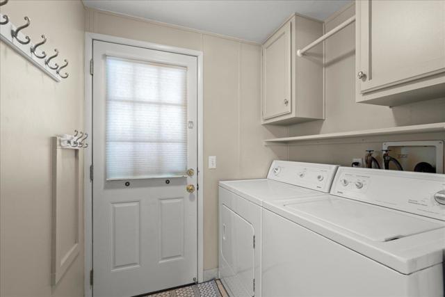 501 Moorpark Way, Mountain View CA: https://media.crmls.org/mediaz/28a38237-3bc5-4d48-8371-00114445ec48.jpg