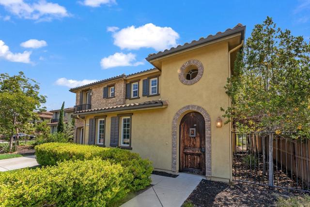 5527 Alexandrine Ct, Oceanside CA: https://media.crmls.org/mediaz/28a3fb1a-b5d9-4699-b443-962858d8f265.jpg