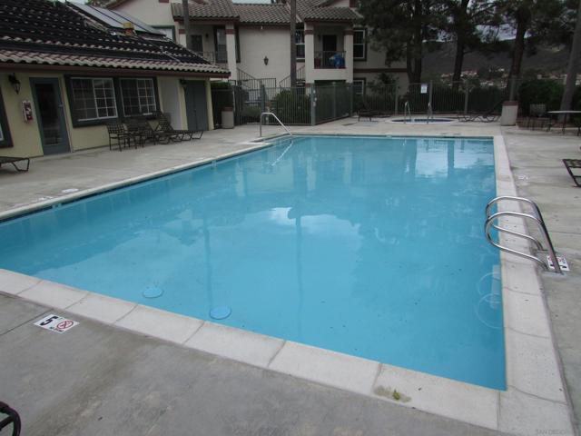 10914 Sabre Hill Dr, San Diego CA: https://media.crmls.org/mediaz/28a50184-2b06-477d-b741-35b3cf528d9e.jpg