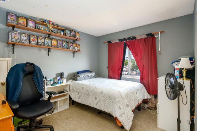 7691 Church Street, Gilroy CA: https://media.crmls.org/mediaz/28a512be-d70a-44b9-8f27-2f58adf8b67a.jpg