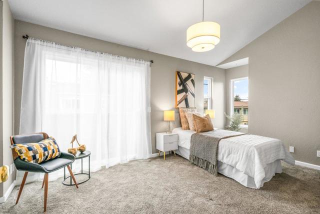 272 State Street, San Mateo CA: https://media.crmls.org/mediaz/28a6adb5-86cb-4d30-8c82-38b5e3fa7eb5.jpg