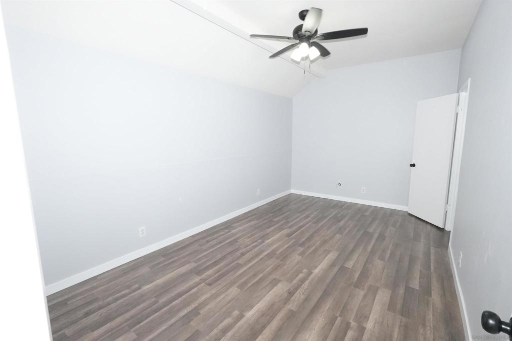 MLS #250025208SD img 4