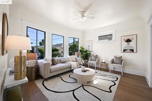 806 54Th St, Oakland CA: https://media.crmls.org/mediaz/28a9915f-b38f-40bb-b977-68da4a0c7eb2.jpg