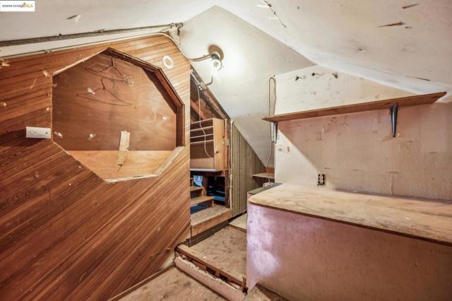 1820 International Blvd, Oakland CA: https://media.crmls.org/mediaz/28ab2243-aea6-442b-9bab-1ca390d4ecbc.jpg