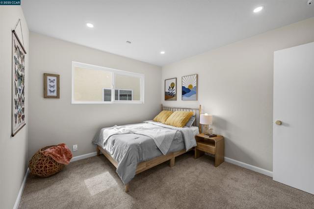 16639 Selby Dr, Castro Valley CA: https://media.crmls.org/mediaz/28abb9a8-0fba-42da-85d1-0b883f9d795f.jpg