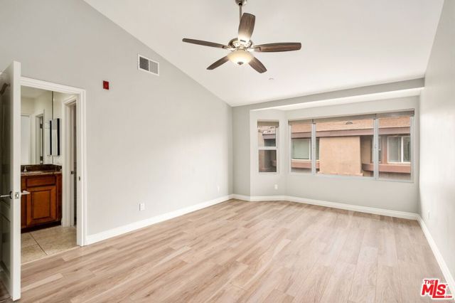 5241 Colodny Drive, Agoura Hills CA: https://media.crmls.org/mediaz/28abbb59-bd02-4da3-9e18-8dcee49649ab.jpg