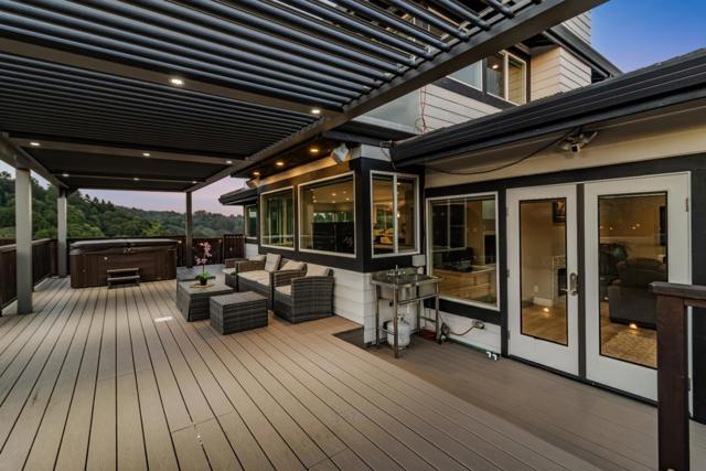 11550 Skyline Boulevard, Oakland CA: https://media.crmls.org/mediaz/28abc00e-a2b8-42de-b3fd-71988dfe40b1.jpg