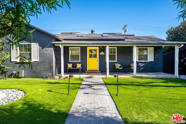 5732 Mammoth Avenue photo 2