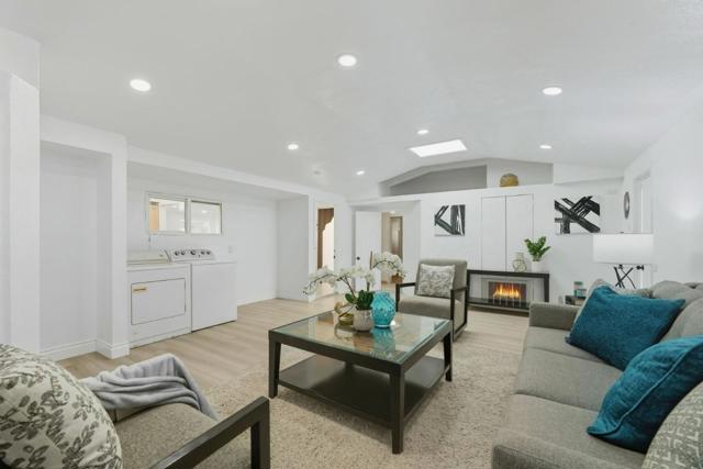 1199 Blazingwood Drive, Sunnyvale CA: https://media.crmls.org/mediaz/28ac1404-f591-4af6-b746-b4a36380f3af.jpg