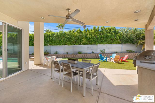 2461 N Junipero Avenue, Palm Springs, CA 92262