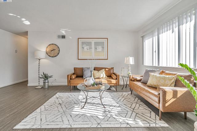 8629 Beverly Lane, Dublin CA: https://media.crmls.org/mediaz/28ac7ef6-ae07-4871-bcb8-398eb9cb3dd1.jpg