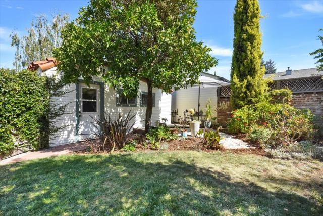 80 Hobson Street, San Jose CA: https://media.crmls.org/mediaz/28acb914-50e0-4af6-8e9c-2056eb1b4ed7.jpg
