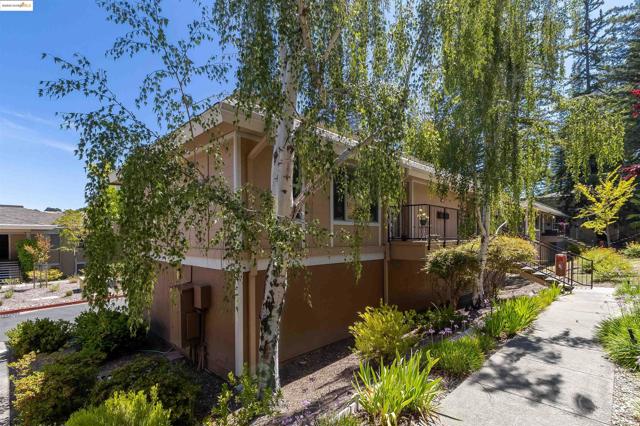 1405 Ptarmigan Dr, Walnut Creek CA: https://media.crmls.org/mediaz/28ace74b-cc99-405f-8086-52b17aeacaf4.jpg