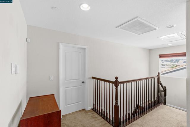 3826 Danbury Way, Fairfield CA: https://media.crmls.org/mediaz/28ad89f7-e7a5-4647-a11b-7c8d86a9cfa1.jpg