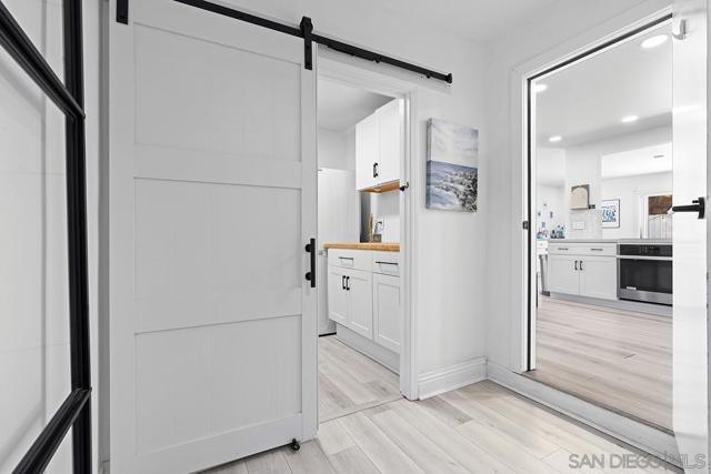 4838 Mount Saint Helens Dr, San Diego CA: https://media.crmls.org/mediaz/28ad9c01-d551-4b3c-bf6e-74fd7687d657.jpg