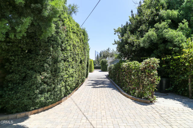 143 Country Club Drive, San Gabriel CA: https://media.crmls.org/mediaz/28aec0a3-e33a-4d0e-b21d-8a43288e0cb7.jpg