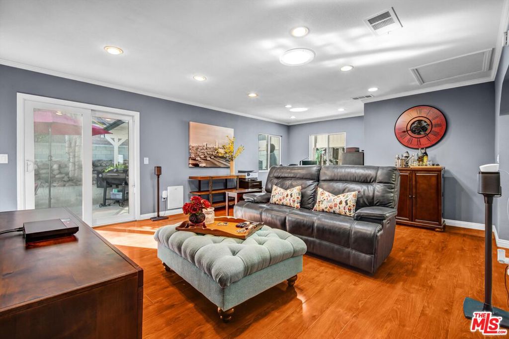 MLS #26860419 image #17