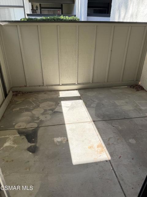 1342 Hillcrest Drive, Thousand Oaks CA: https://media.crmls.org/mediaz/28af5273-7cc6-4c21-a5f1-f951b3ed8526.jpg