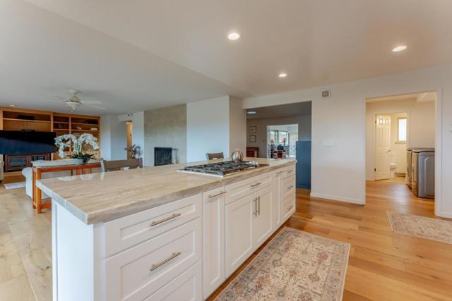 475 Brown Road, San Juan Bautista CA: https://media.crmls.org/mediaz/28b0e545-8478-46bc-9ec2-3850d6d6a8c9.jpg