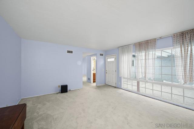 7111 Regner Rd, San Diego CA: https://media.crmls.org/mediaz/28b1f8fb-a743-4478-aa86-dca818101d4e.jpg