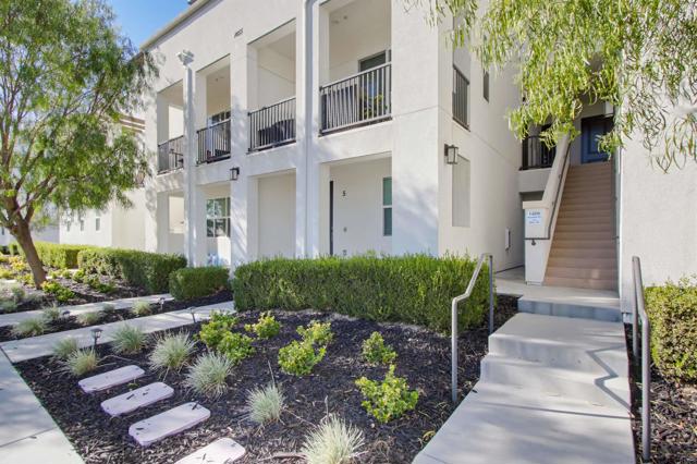 Detail Gallery Image 6 of 64 For 1455 Banahaw Way #6,  Chula Vista,  CA 91915 - 3 Beds | 2/1 Baths