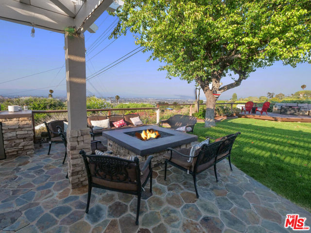 26228 Birchfield Avenue, Rancho Palos Verdes, California 90275, 3 Bedrooms Bedrooms, ,2 BathroomsBathrooms,Residential,Sold,Birchfield,25614549