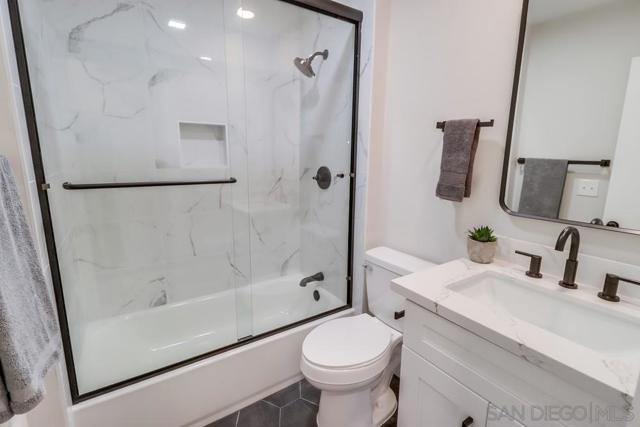 4443 4th Street, La Mesa CA: https://media.crmls.org/mediaz/28b363ac-7371-420b-998b-a714ffc2c701.jpg