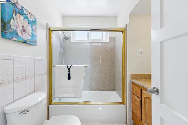 232 Longford Dr, South San Francisco CA: https://media.crmls.org/mediaz/28b457bb-edf5-4a3a-bc07-73aaa62304d9.jpg