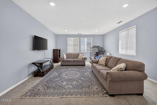4 Bed Home for Sale in Santa Paula, California