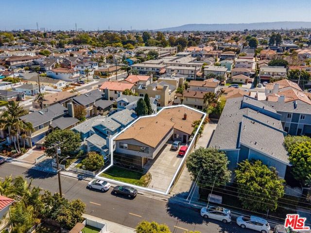 2116 WARFIELD Avenue, Redondo Beach, California 90278, ,Residential Income,Sold,WARFIELD,22139161