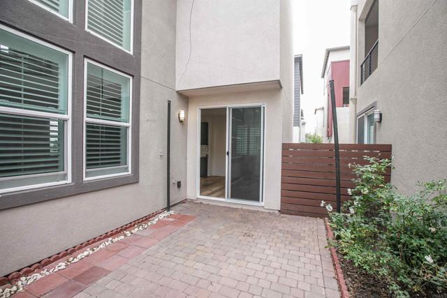 Image 30 of 41 For 2206 Element Way