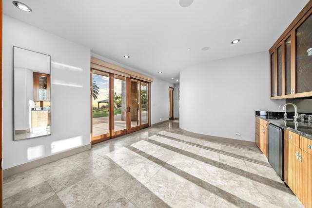 Image 42 of 75 For 14949 Presilla Dr