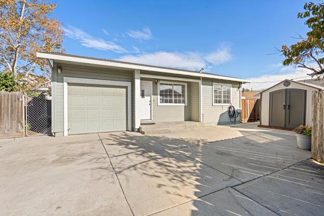 176 Laumer Avenue, San Jose CA: https://media.crmls.org/mediaz/28b6c7d4-91f8-436f-9d7c-464772e03e41.jpg