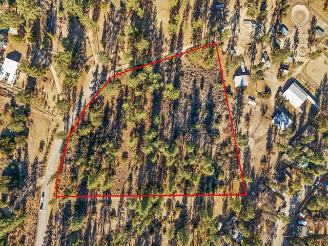 1 Pipe Creek Road, Mountain Center CA: https://media.crmls.org/mediaz/28b71076-cfa0-4dbf-a963-6d360fc4a965.jpg