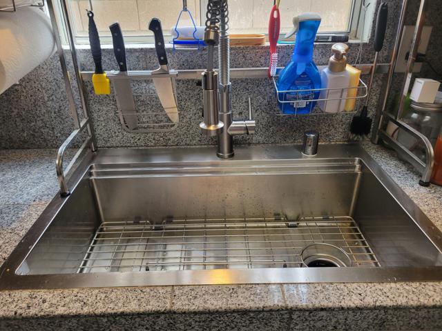 1992 Warwick Street, San Jacinto CA: https://media.crmls.org/mediaz/28b741cb-9b3d-4b58-a18a-86e987e3c3fb.jpg