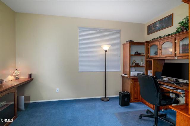 29065 Madrid Place, Castaic CA: https://media.crmls.org/mediaz/28b78d1d-87b8-4d0c-a79d-72a7a4d9a54a.jpg